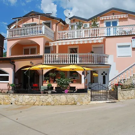Maria Apartment *